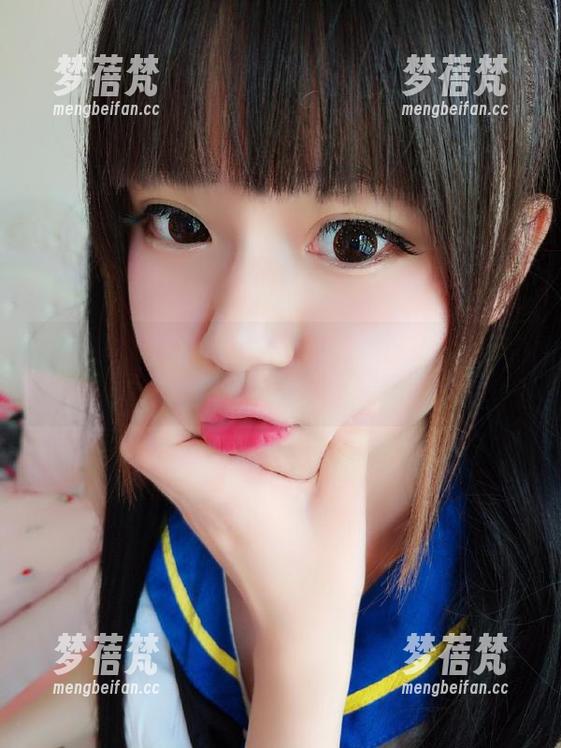 72斯 72斯真人漫画资源分享:每一幅作品集都藏着灵感与美感