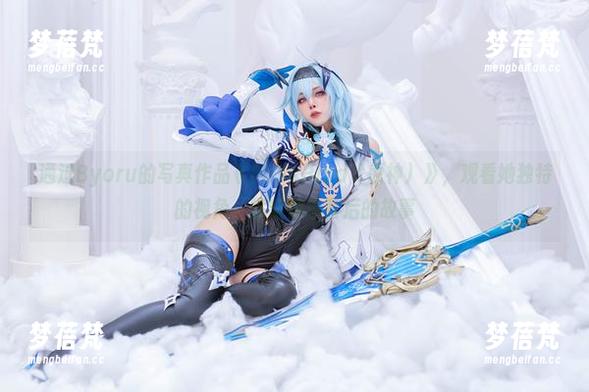 通过Byoru的写真作品《MissHina（原神）》，观看她独特的视角，探索角色背后的故事
