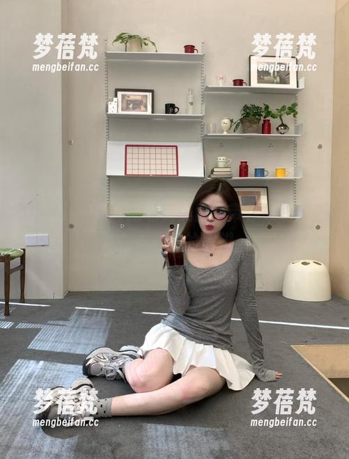 Dami(퀸다미)的私房美图，带你领略那双令人心醉的美脚