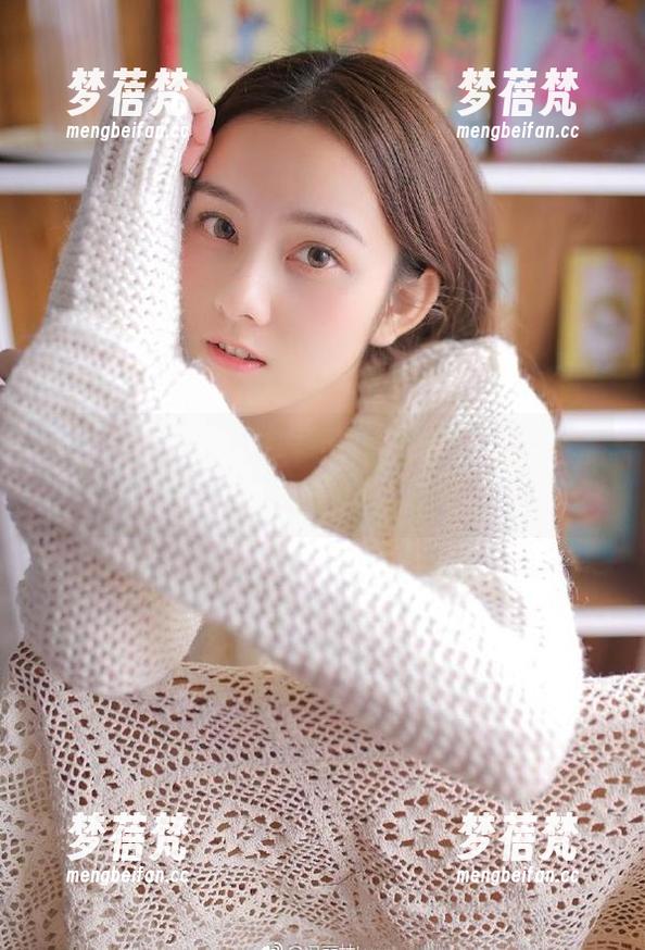 Feilin嗲囡囡 - 清新可爱的施忆佳KITTY比基尼作品图包，带给你无限惊喜！