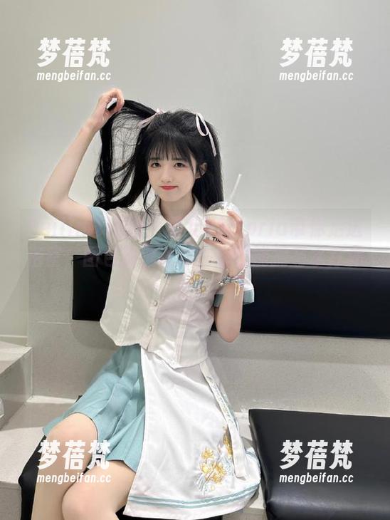 Feilin嗲囡囡 - 果儿Victoria带你走进浴室，图包精选让你在家也能拥有水疗体验！