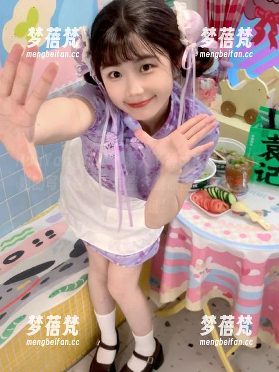 HuaYang花漾 - 深入了解葛征Model学姐的写真世界，完整全集原图一次性奉上，别错过！