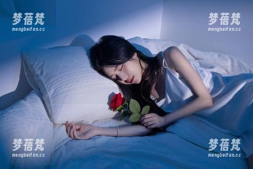 HuaYan花の颜 - 沈蜜桃miko美脚图包盛宴，领略这些作品带来的视觉冲击与享受！