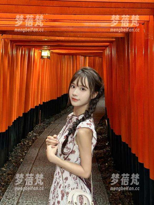 IMiss爱蜜社 - 走进黄乐然的私拍日常，发现那些动人的美图背后