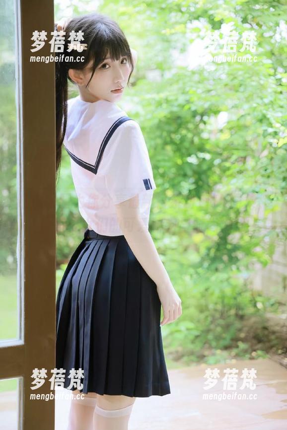 喵糖映画为你分享最新日系粉色JK图集，探索少女们的可爱秘密与时尚潮流
