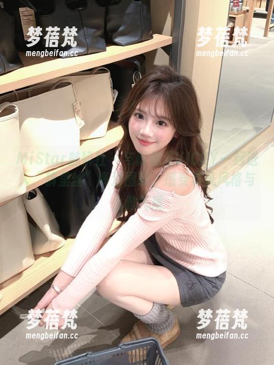 MiStar魅妍社 - 与陈雅漫VICKY一起进入“裤里丝”高清图册，感受非凡风格与优雅气质