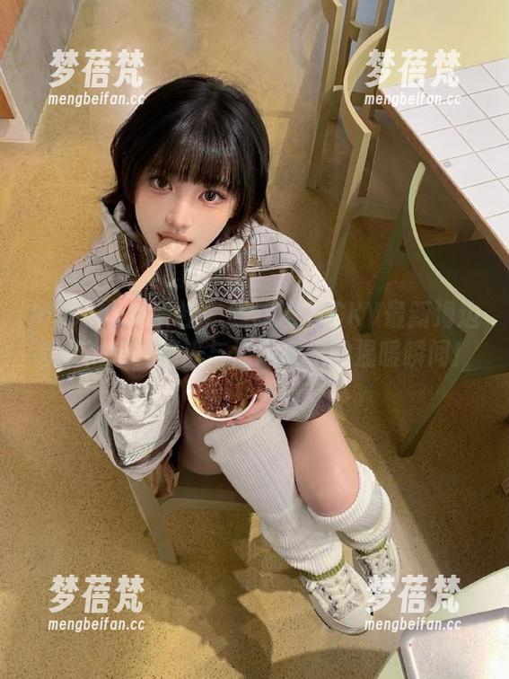 MiStar魅妍社-陈雅漫VICKY MiStar魅妍社 - 陈雅漫VICKY最新海边套图,感受阳光与海风交织的温暖瞬间!