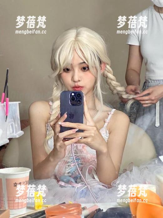 QingDouKe青豆客 - 致敬经典与纯净：陈嘉瑶AYomiabe带来的修女主题美图图集