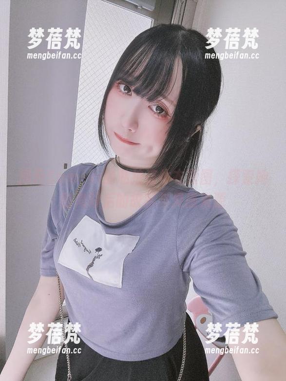 Sameki 揭开Sameki的私拍连体衣原图,探索她时尚背后的故事与灵感来源