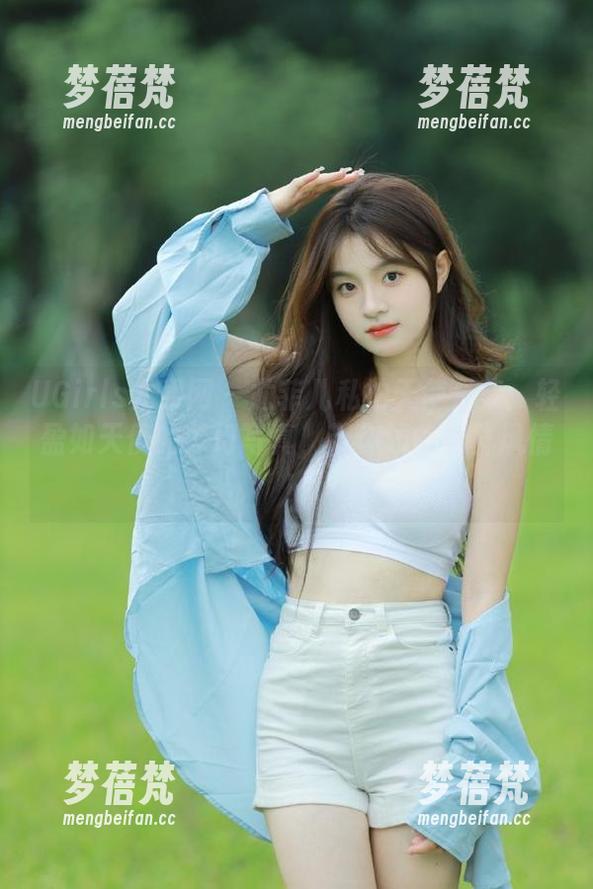 UGirls尤果网 - 尤菲儿私拍天使合集：轻盈如天使的梦幻写真，带你领略别样风情！