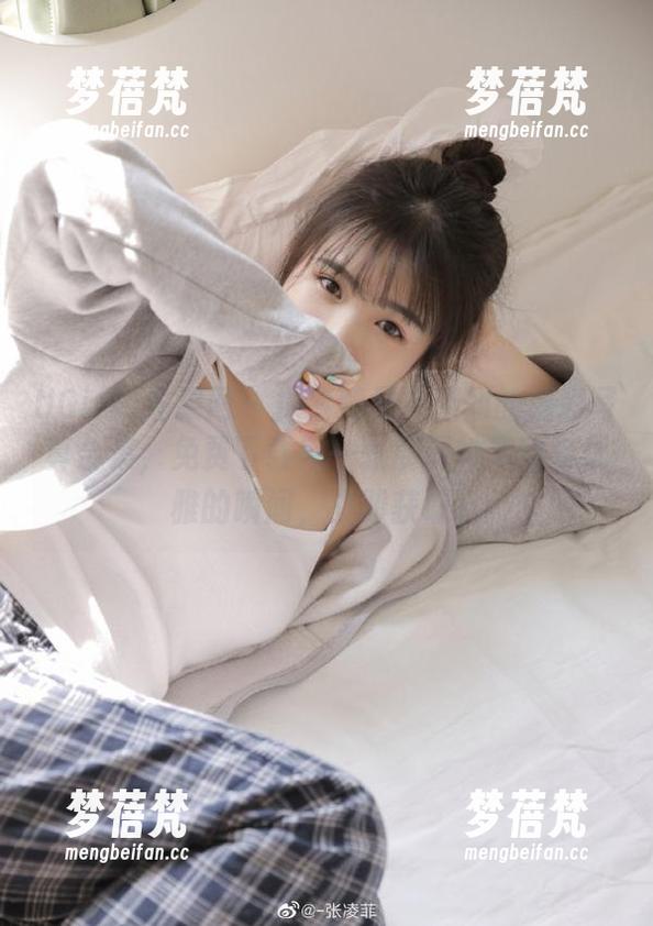 UGirls尤果网 - 探索绮里嘉姐姐的精彩写真合集，免费下载每一张展现她灵动与优雅的瞬间，立即获取！