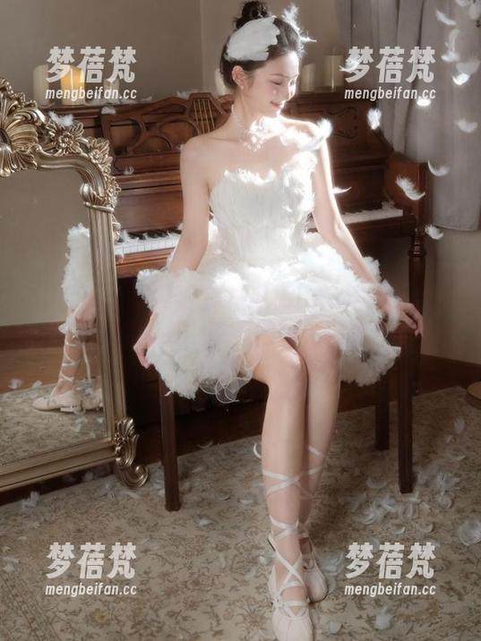 UGirls尤果网 - 别样风情！陈梓涵的裤里丝高清图册，感受她的独特韵味！