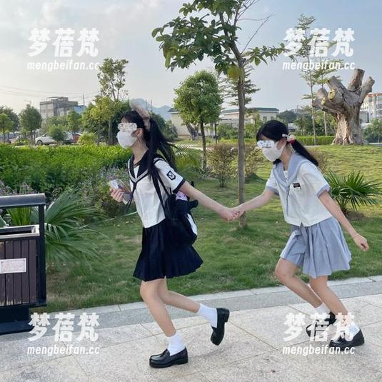 通过Uhye(이유혜)秘书的高清在线写真，感知每一幅画面背后的故事与情感。