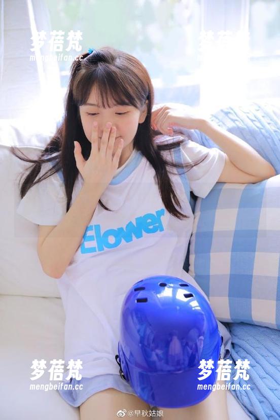 私房图集专辑：“Vinnegal女孩”的魅力与个性完美呈现
