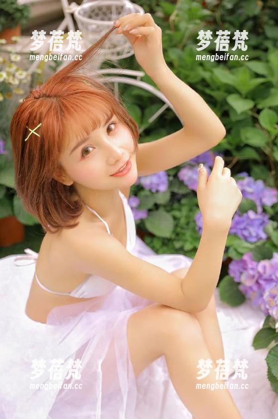 Vinnegal的油亮写真：带你领略无与伦比的美图与精美照片