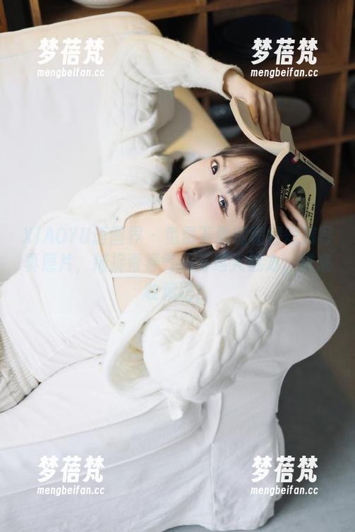 XIAOYU语画界 - 免费下载程程程短裤写真照片，捕捉青春气息与迷人魅力，快来收藏吧！