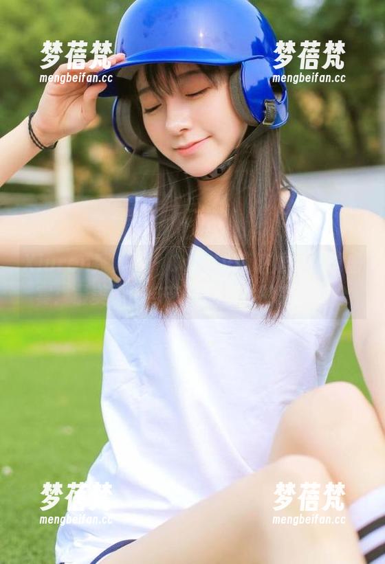 Xiuren秀人网 - Candy糖糖婚纱视觉盛宴：最美原图与艺术化图片的完美结合