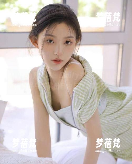 Xiuren秀人网 - Emily尹菲裸足魅力套图，作品中传递出自由与优雅的独特气质