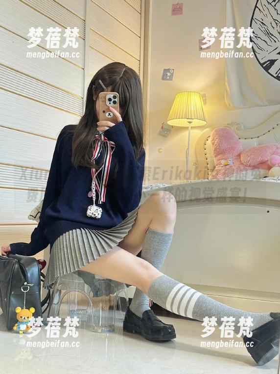 Xiuren秀人网 - 探索Erikaki女神的免费原图系列，发现不一样的视觉盛宴！