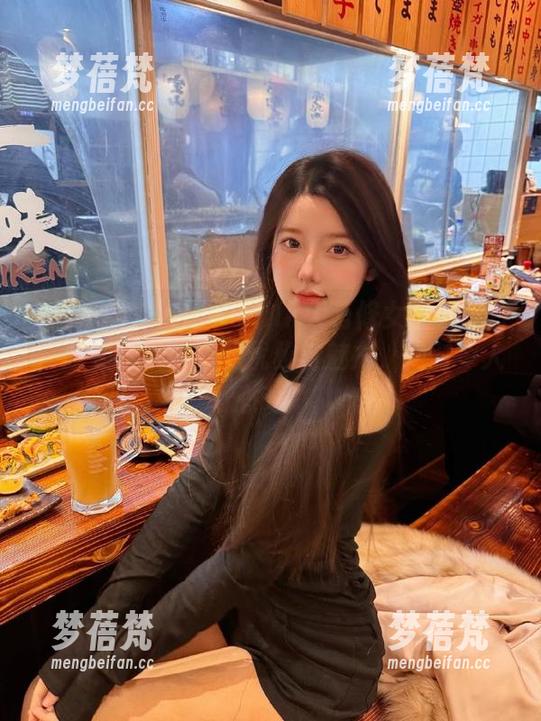 Xiuren秀人网 - Milk大萌修女全套图片，感受她不一样的优雅与魅力，绝对令人心动！
