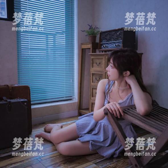 Xiuren秀人网 - Zoe柚柚展现独特魅力，高清美图中的裸足完美捕捉！