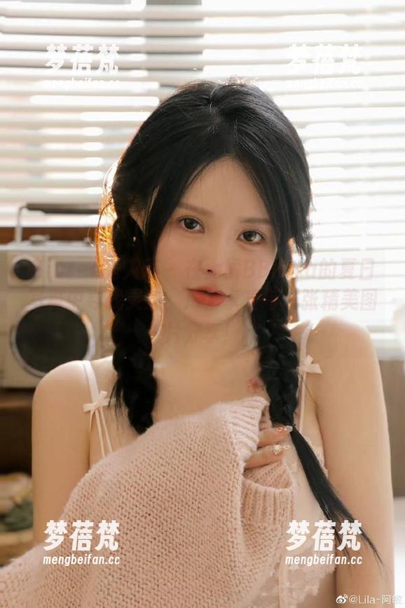 Xiuren秀人网 - 在大橘BBKira的夏日写真中寻找灵感，尽情享受每一张精美图片分享！