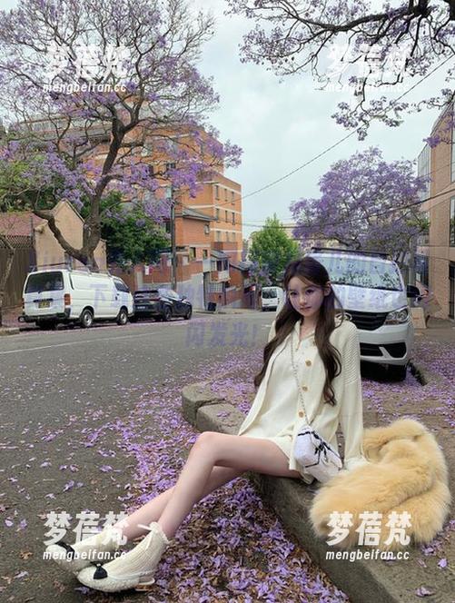 Xiuren秀人网 - 一同探索月酱儿的自拍写真集，下载这些独特瞬间，让你的壁纸也闪闪发光！