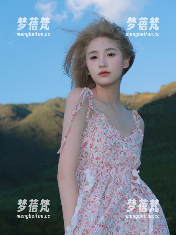 Xiuren秀人网 - 精选林文文yooki油亮写真：每一张都是情感与灵魂的共鸣
