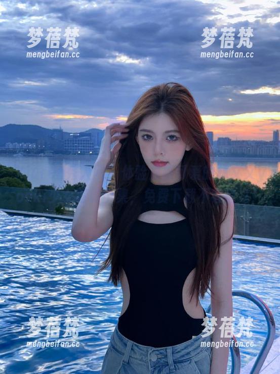 Xiuren秀人网 - 体验清新可爱的林文文yooki少女写真全集，免费下载不容错过！