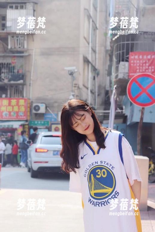 Xiuren秀人网 - 桃色奶酪泳衣原图全集：完美诠释夏季时尚与浪漫