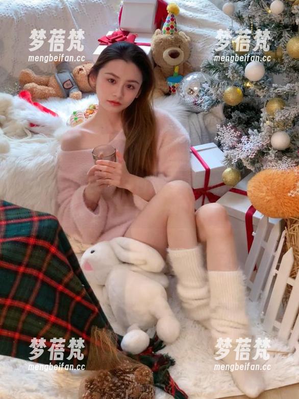 Xiuren秀人网 - 白诗雅温柔的定制作品，带你进入一个梦幻的摄影世界