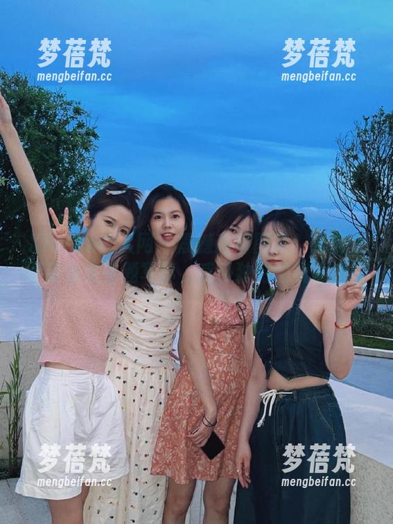 Xiuren秀人网 - 震撼高清图集：米妮大萌萌修女主题写真，感受独特的视觉盛宴