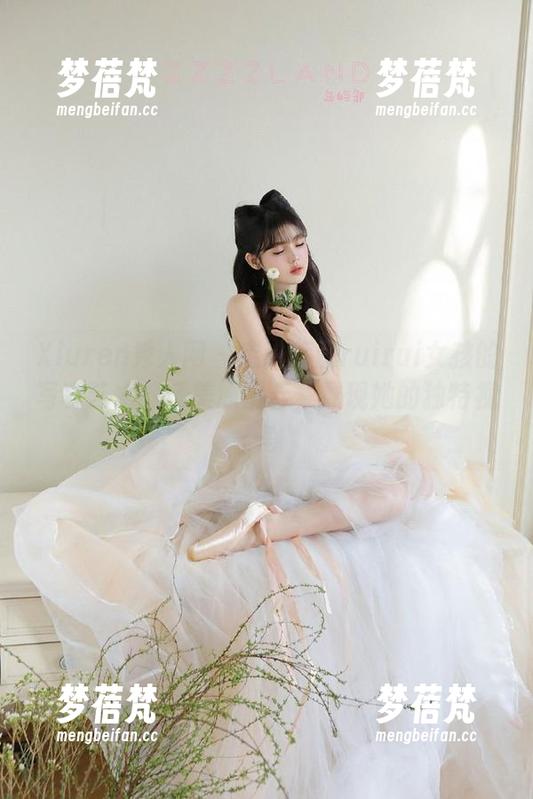 Xiuren秀人网 - 走进蕊蕊ruirui女孩的写真艺术，精美原图合集展现她的独特视角