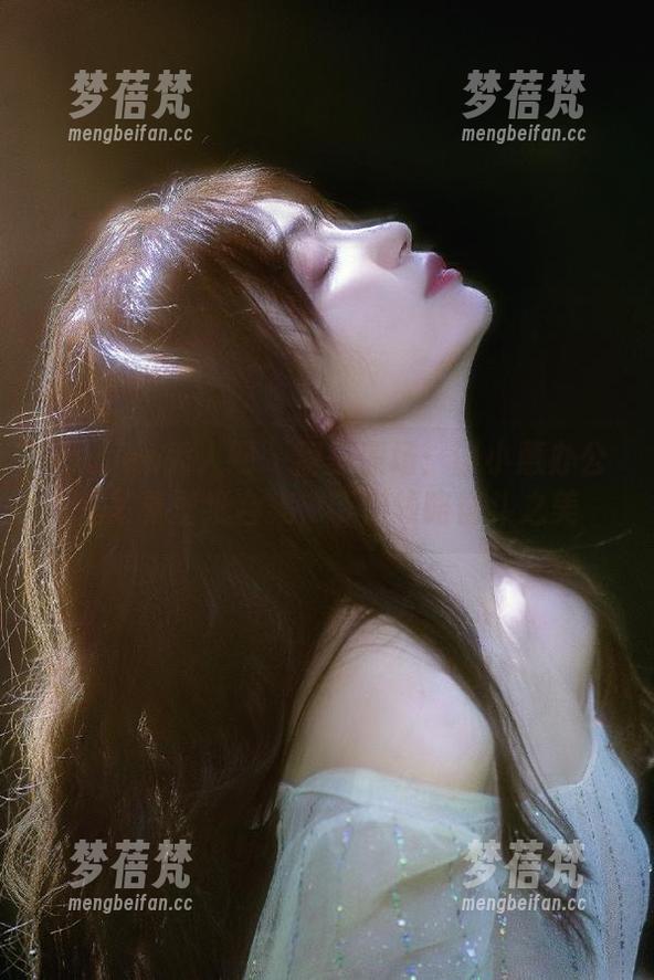 Xiuren秀人网 - 甜美职场：谢小蒽办公室写真壁纸合集，带你领略奋斗之美