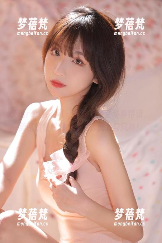 Xiuren秀人网-陈以二 Xiuren秀人网 - 陈以二浴室写真特辑,美图图包展现她的独特魅力与风格!