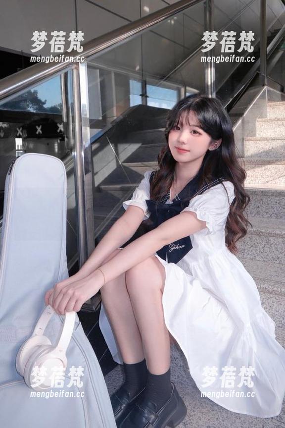 YouMi尤蜜荟 - 透视护士生活：熊小诺的唯美写真图集大揭密