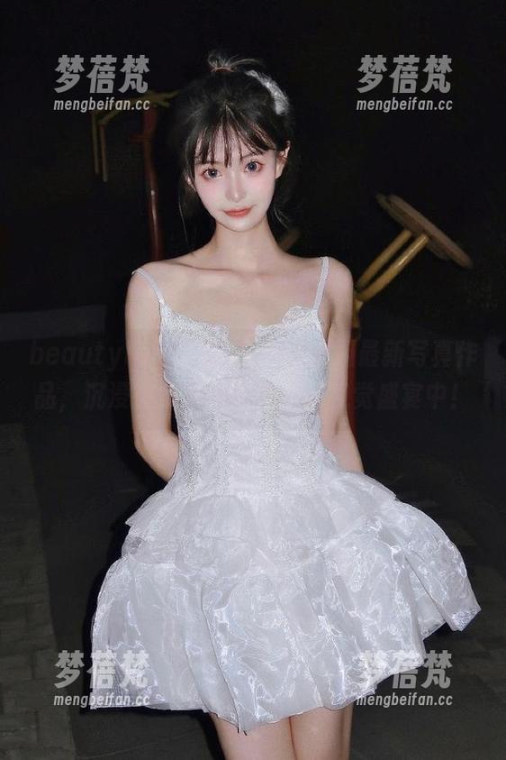 beautyleg - 观看Lucy学姐最新写真作品，沉浸在美与创意交织的视觉盛宴中！