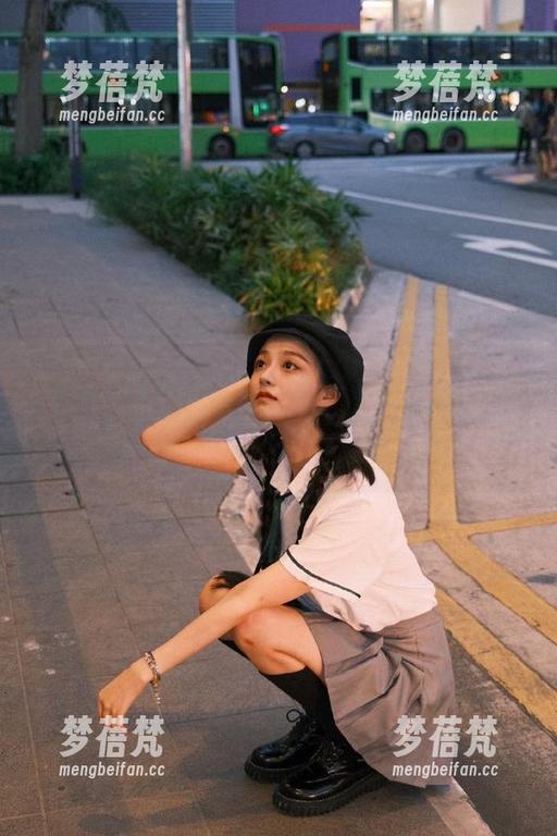 beautyleg - 一起欣赏Queena黑色写真套图，感受黑色魅力与个性的完美融合！