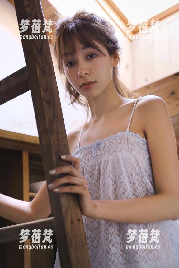 beautyleg - 颠覆视觉的纯白：Rita最新套图，绽放自信与优雅