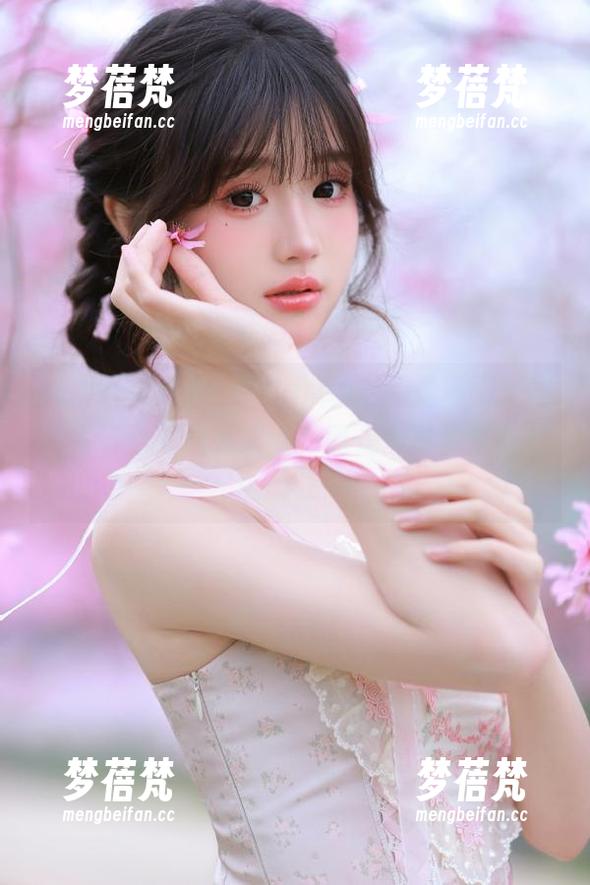 beautyleg-Sarah beautyleg - 在Sarah空姐最新图库里,飞行不再只是职业,而是一种生活态度!