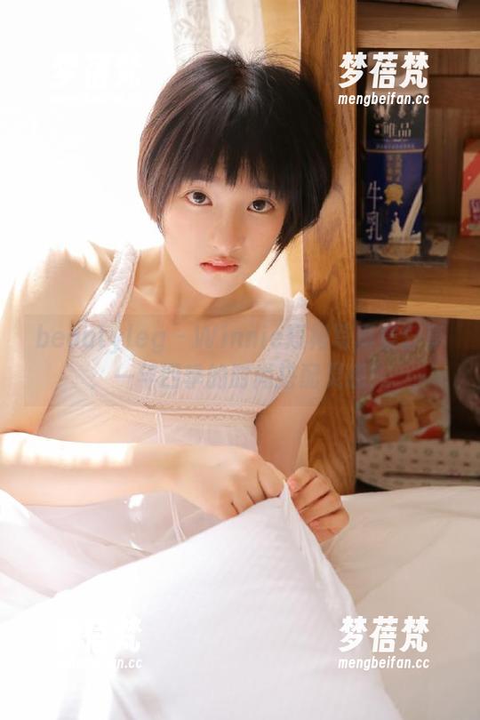 beautyleg-Winnie beautyleg - Winnie短裙写真集分享:一年四季的时尚搭配灵感!