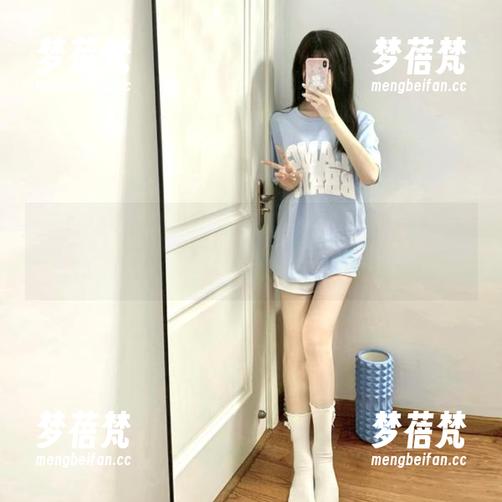 pans - 最新动态：木木挑战极限运动，分享精彩图片记录她的不凡时刻！
