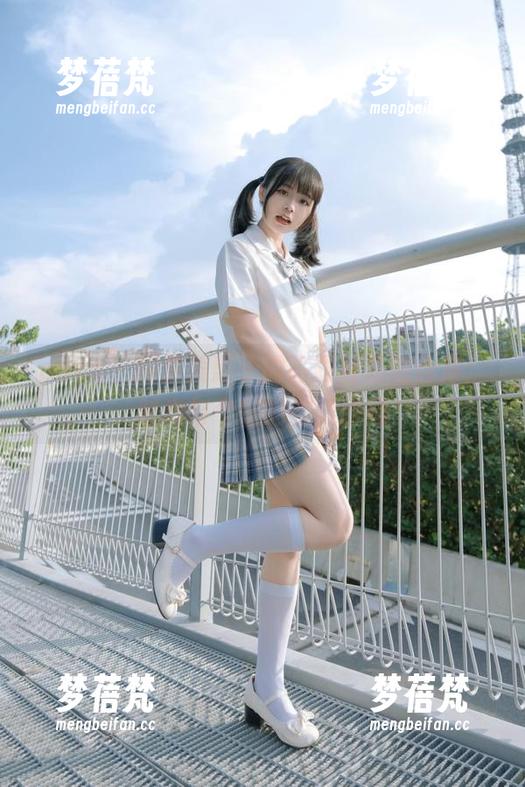 pans - 探索美惠子的高跟鞋私拍合集：时尚与个性的完美碰撞