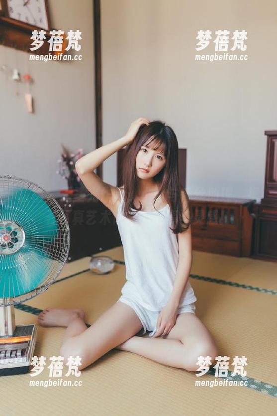 丽柜 - 无圣光作品：小七与香丝助理，揭开写真艺术背后的故事与灵感！