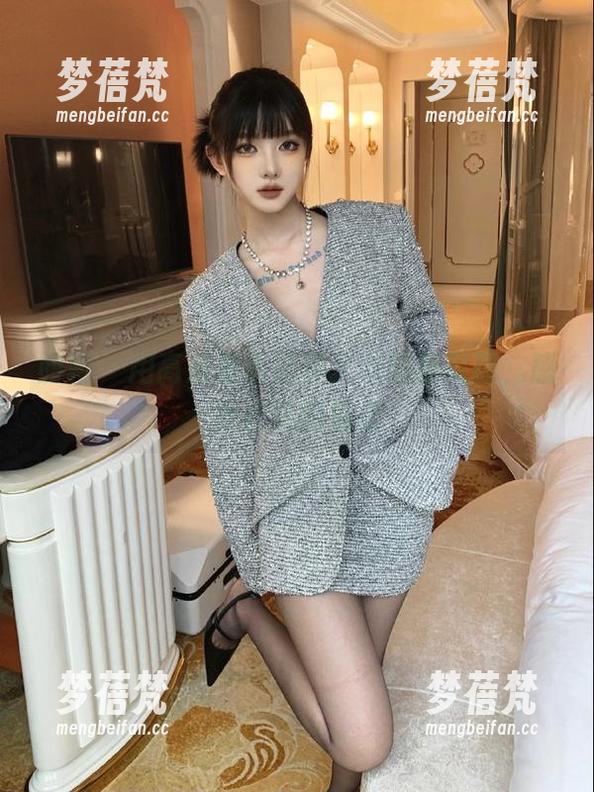 丽柜 - 用高清原图记录文欣的野玫瑰，感受自然的温柔