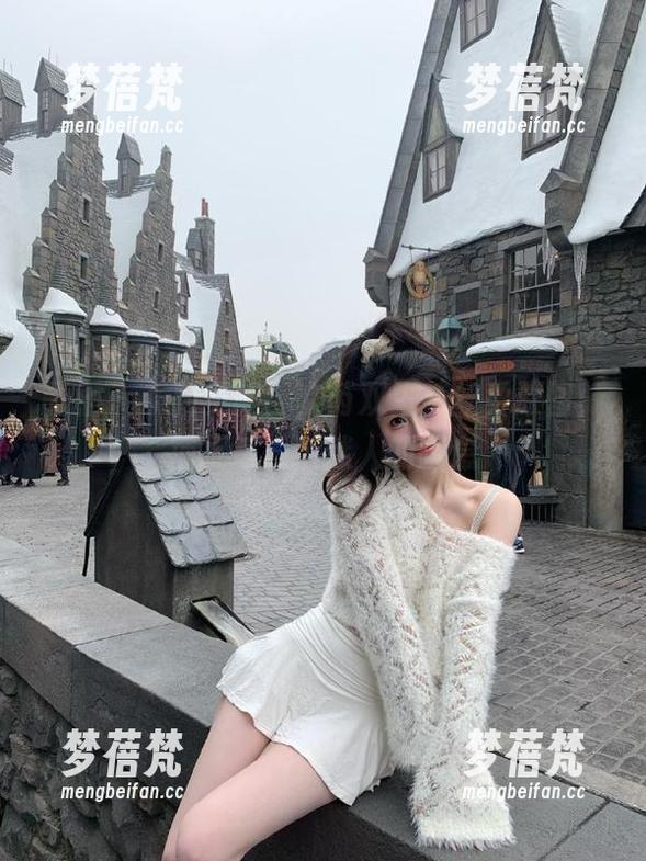 丽柜 - 系列更新：文芮双生花丝柔原图，捕捉每一个迷人的瞬息