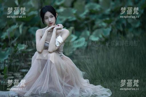 丽柜 - 宛如天使：由美肉丝写真作品合集分享，让你沉醉在她的可爱世界中！