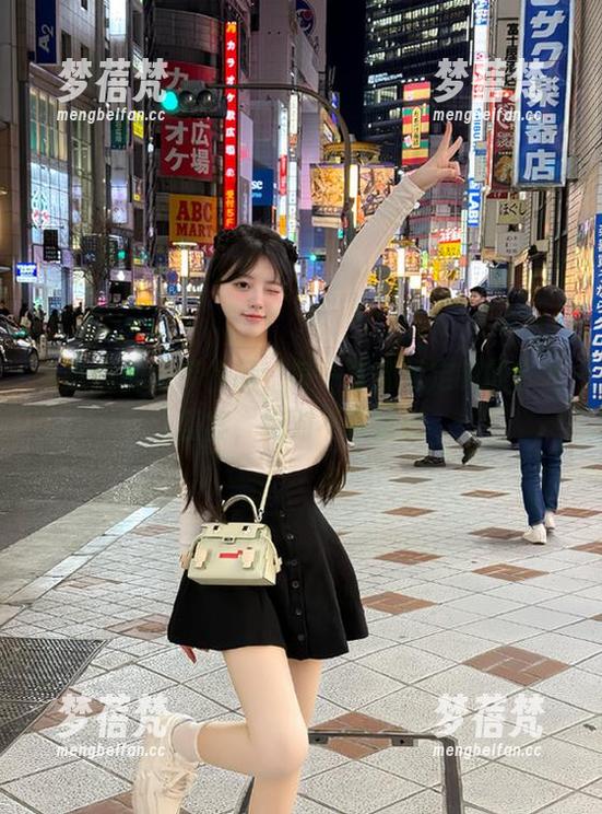 乔依丝joys 乔依丝的吊带作品,每一张都是定制的艺术盛宴,绝对不容错过