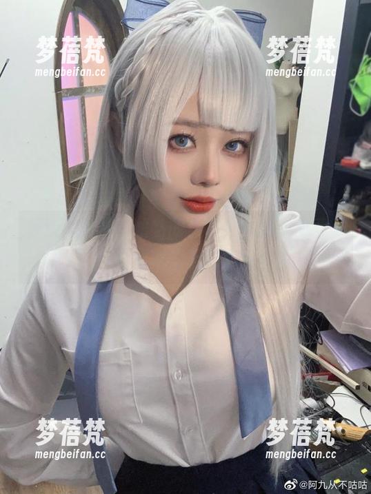探索九言从不咕咕的白衬衫全集，免费下载，让你的艺术之路更加丰富多彩！