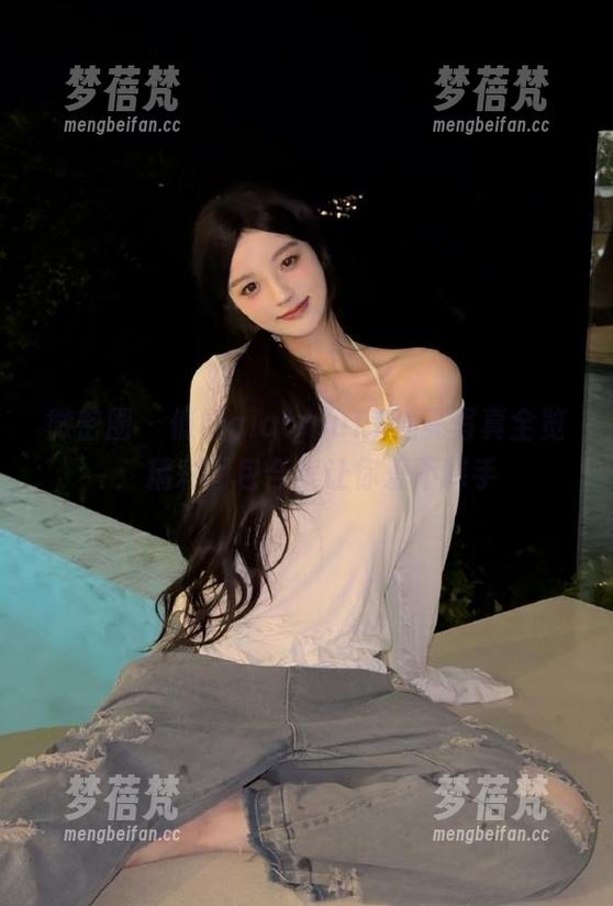 微密圈 - 俏妞qiaoniuTT油亮写真全览：精彩图包合集让你爱不释手